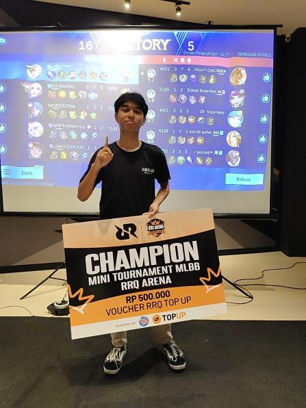 Juara 1 Mini Tournament MLBB RRQ Arena